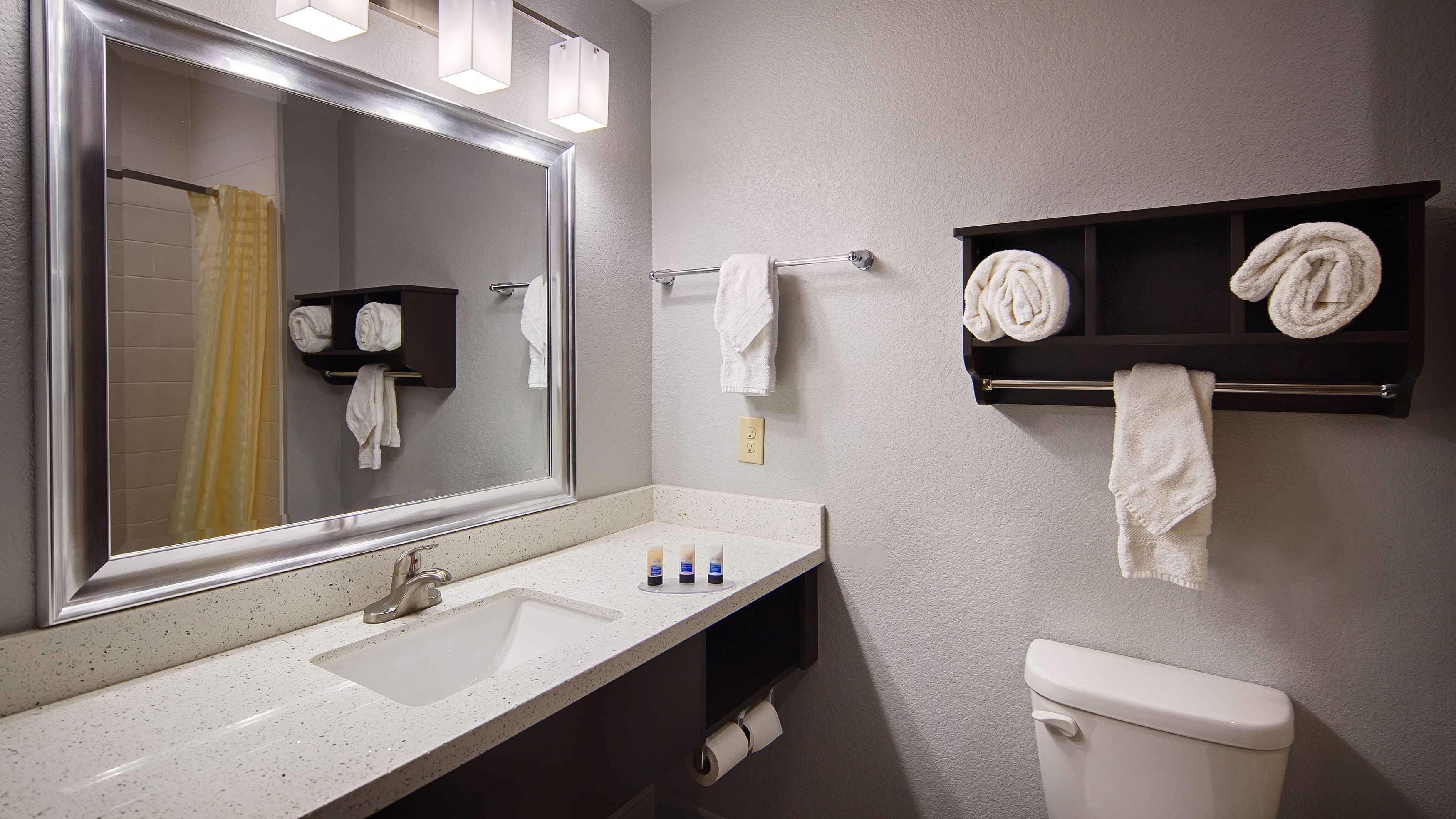 Best Western Plus Lonestar Inn & Suites Colorado City Exterior photo