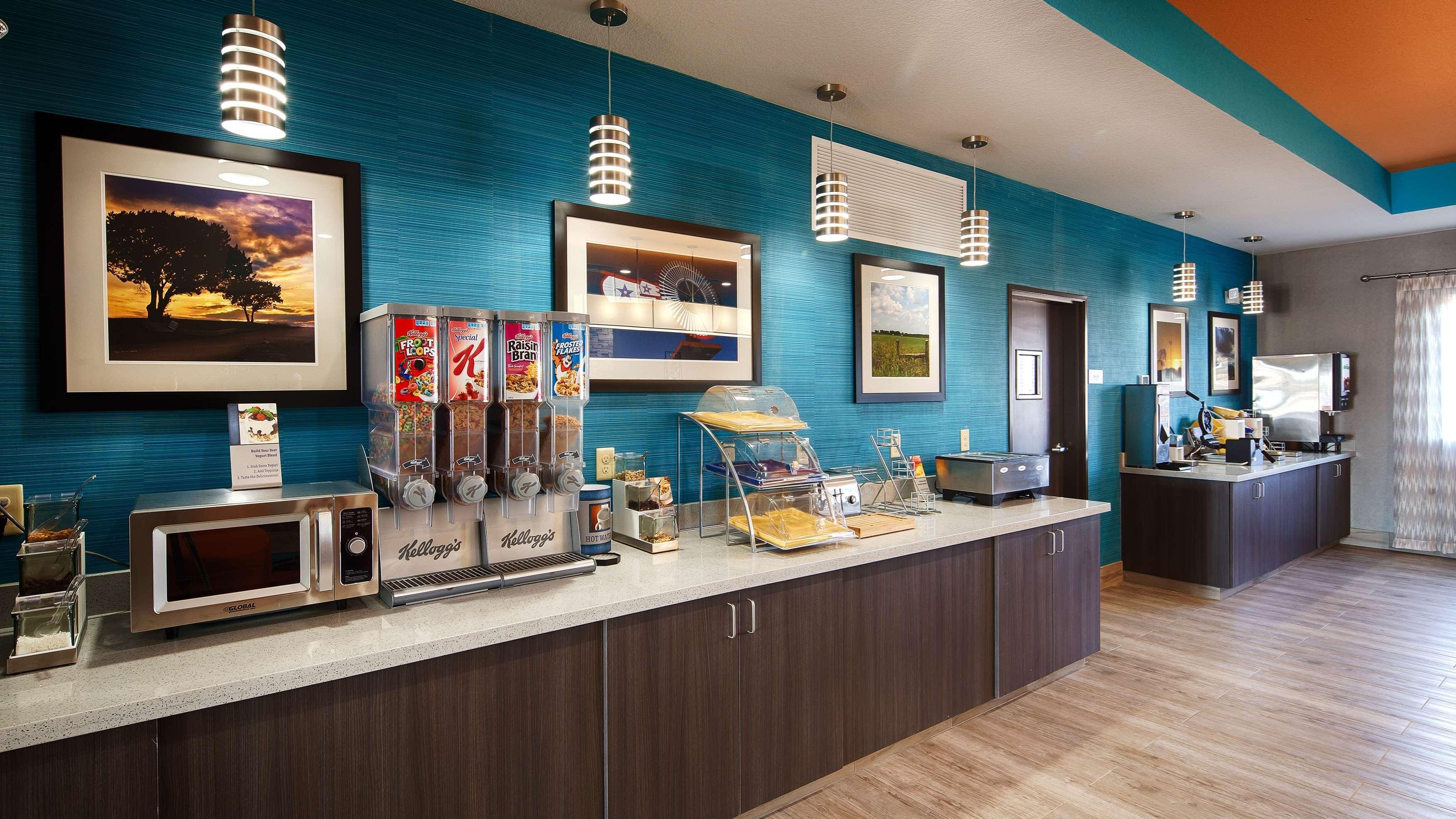Best Western Plus Lonestar Inn & Suites Colorado City Exterior photo
